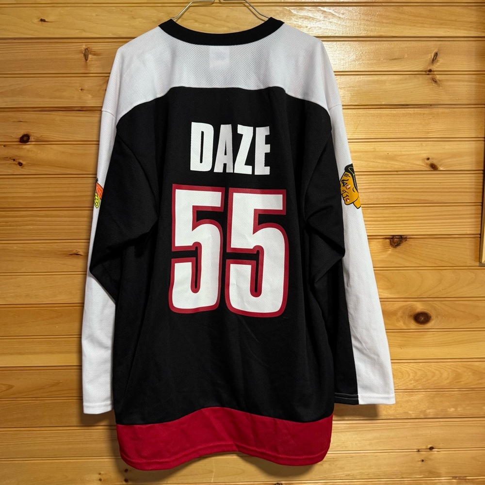 Rare Vintage Chicago Blackhawks NHL Jersey Eric Daze #55 Large NWT